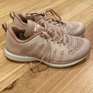 APL Techloom Pro Pink Shoes Size 6.5
